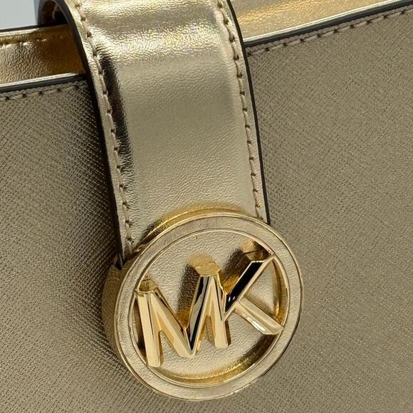 RETAIL $398 MICHAEL Michael Kors Carmen Small Pouchette Pale Gold *NEW w/ Tags* - Picture 7 of 14